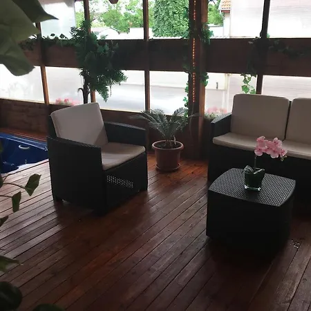 Hotel Abszolut Es Panzio