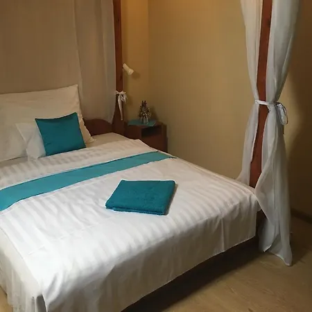 Abszolut Es Panzio 3* Nyirbator