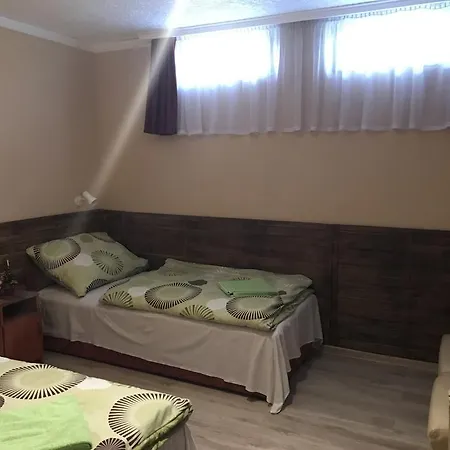 Hotel Abszolut Es Panzio