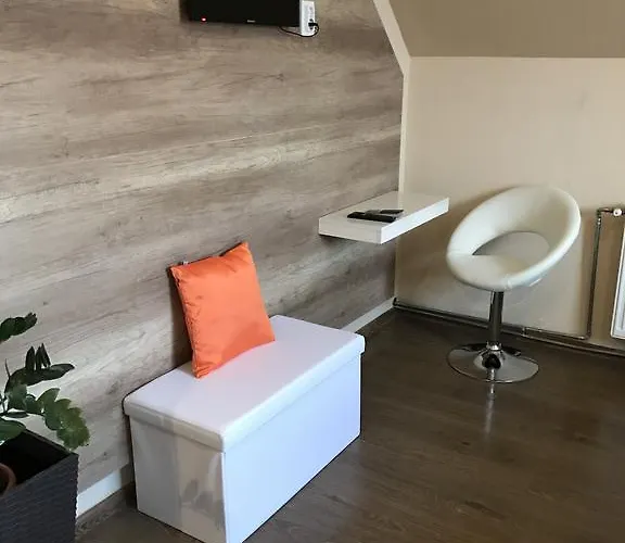 מלון Abszolut Es Panzio