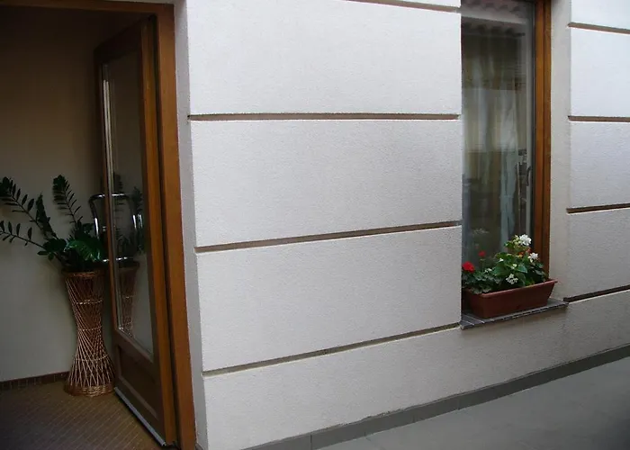 Abszolut Es Panzio Nyírbátor